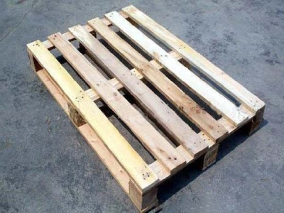 木制托盘出现脏污和干燥问题应该如何处理？